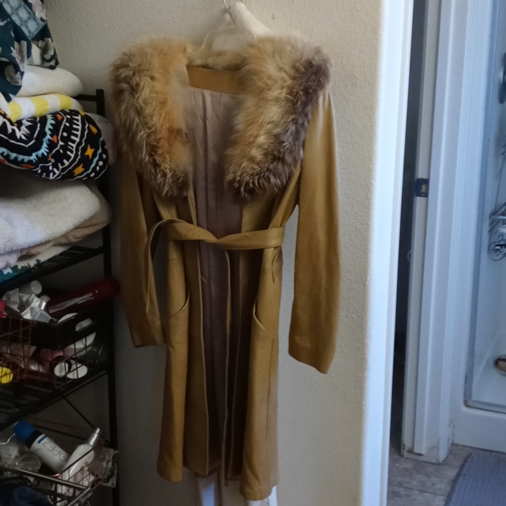 Vintage real leather fox fur wrap coat